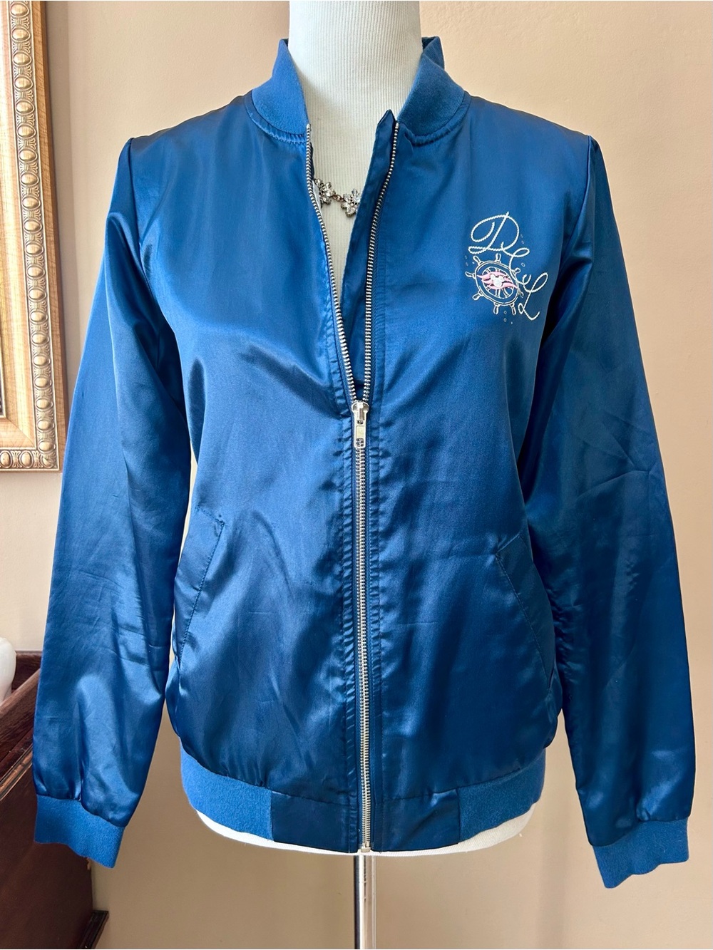Disney Cruise Line Minnie Mouse Jacket Blue Satin Bomber Size Medium - Picture 2 of 8
